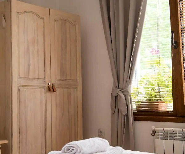 Gasthuis Rossy Trigrad